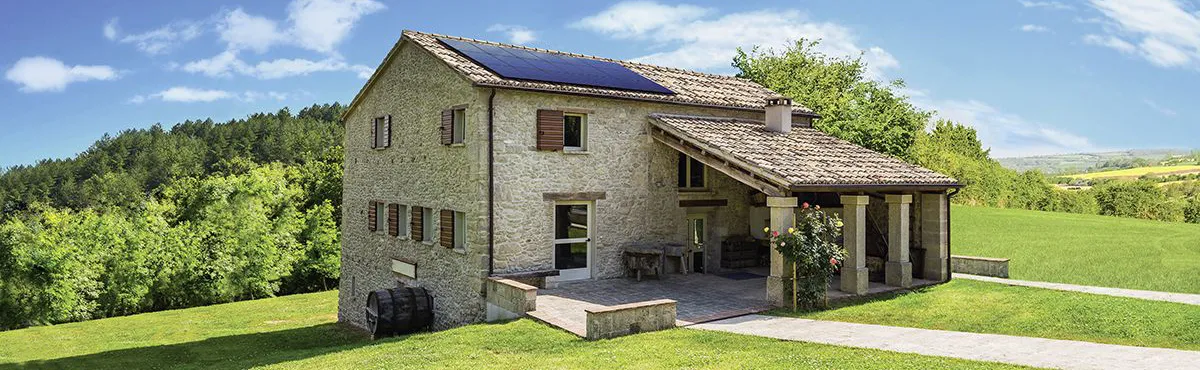 Maison équipée de panneaux photovoltaïques
